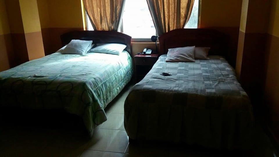 Hotel Real Madrid Riobamba Exterior foto